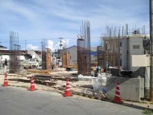 １Ｆ駐車場柱主筋建込み（AramuraFamiliar）