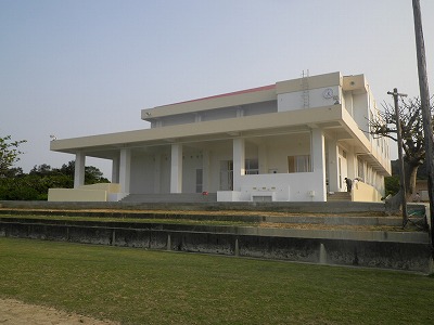 上原小学校体育館