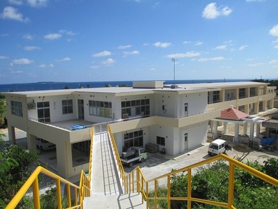 上原小学校校舎
