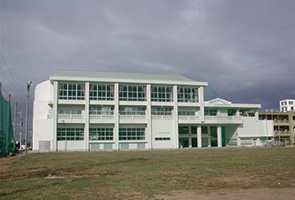 八重山商工 屋内運動場・武道場